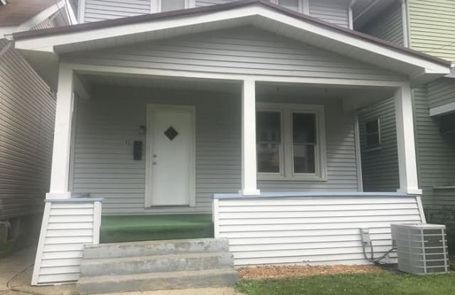 42 North 3rd Street - 42 North 3rd Street, Martins Ferry, OH 43935