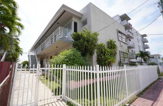 8321 Crespi Blvd photos photos
