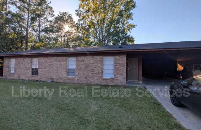 989 Live Oak Dr Gallery 1