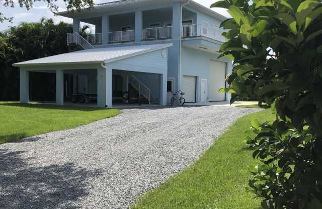 1555 S Banana River Drive photos photos