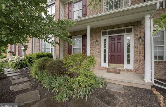 621 CHRISTOPHER LANE Gallery 2