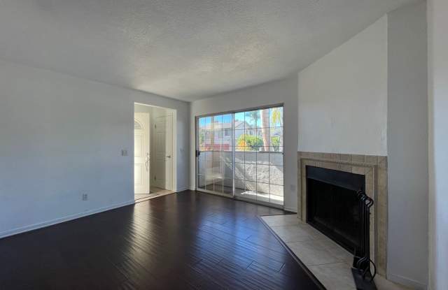 Cozy 2 Bedroom, 1 Bath Townhome in the Heart of North Park! photos photos