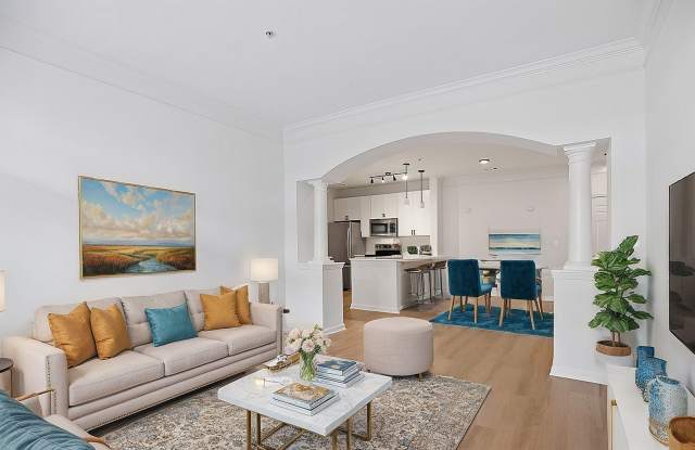 Weston Lakeside Apartments photos photos