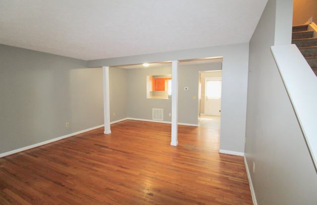 Beautiful 3-Bedroom Townhome for rent! Gallery 3