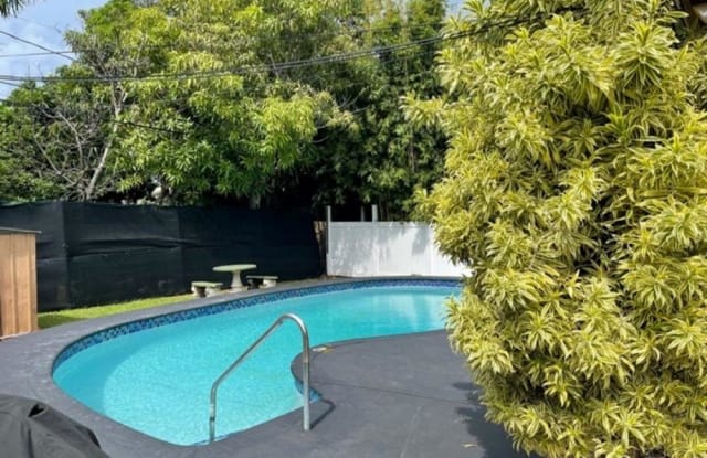 1214 N 15th Ct - 1214 North 15th Court, Hollywood, FL 33020