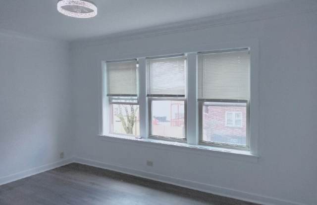 8735 S. Langley photos photos