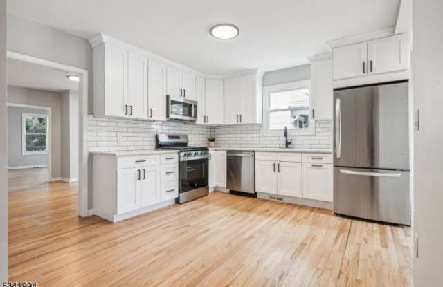 21 Hillside Ave photos photos