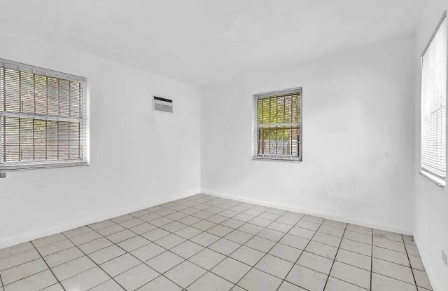 252 Ne 77th St photos photos