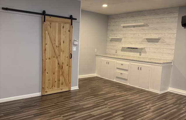 459 Brace Drive Gallery 4