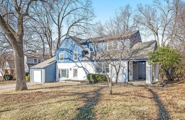 4412 W 77th Place - 4412 West 77th Place, Prairie Village, KS 66208