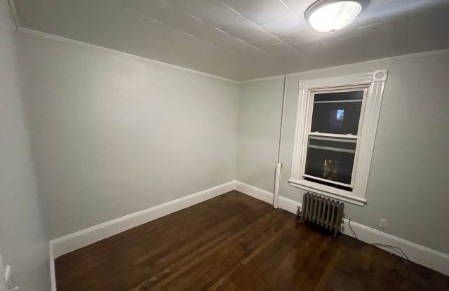 81 Kirtland St Gallery 1