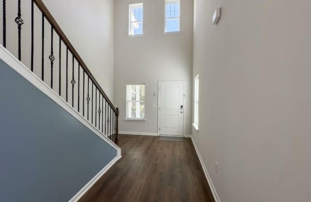 170 Thistle Lane Gallery 2