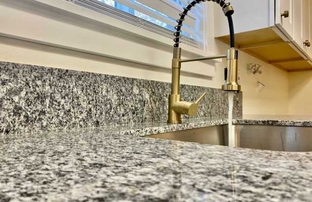 331 North 100 West - 331 North 100 West, Centerville, UT 84014