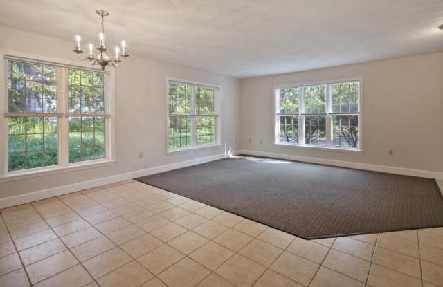 820 Hanshaw Road photos photos