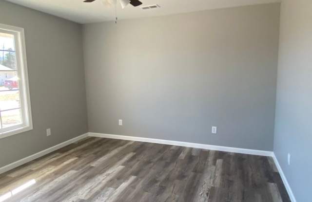 353 Apple Park Way, 3 bedroom, 2 bath home for lease Gallery 3