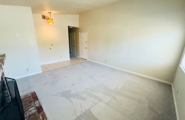 Beautiful 4 Bed + 2 Bath Dublin Home - Spacious Floor plan. Great Schools  Location!! Gallery 3
