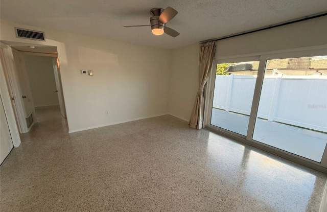 5765 GALLATIN Lane Gallery 4