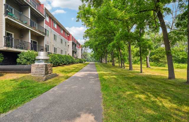 Mill Pond  Apartments Gallery 1