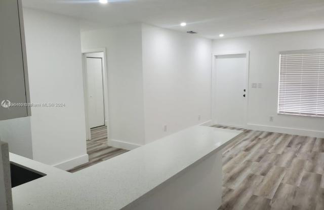 16935 SW 93 ave Gallery 2