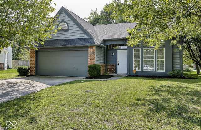1138 Chattanooga Circle - 1138 Chattanooga Circle, Indianapolis, IN 46229