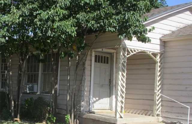 1702 S 17th Street - 1702 South 17th Street, Abilene, TX 79602