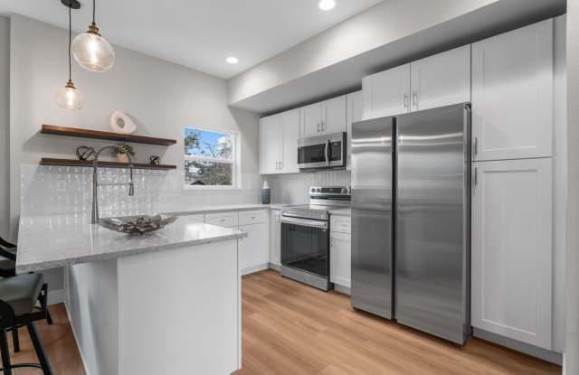2140 S Ash St photos photos