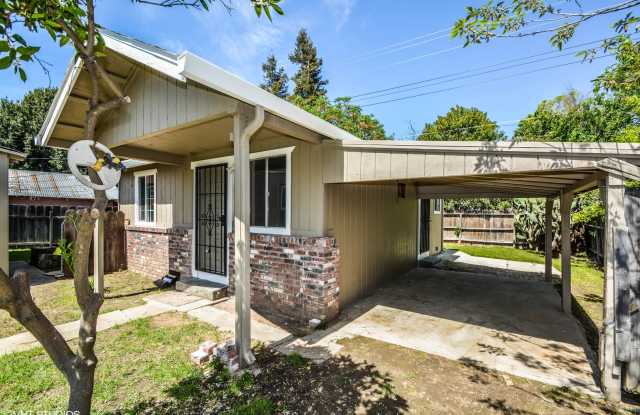 Cozy 1 Bedroom, 1 Bath - 433 Maple Street, Lodi, CA 95240