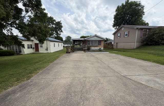 1962 Seymore Ave photos photos
