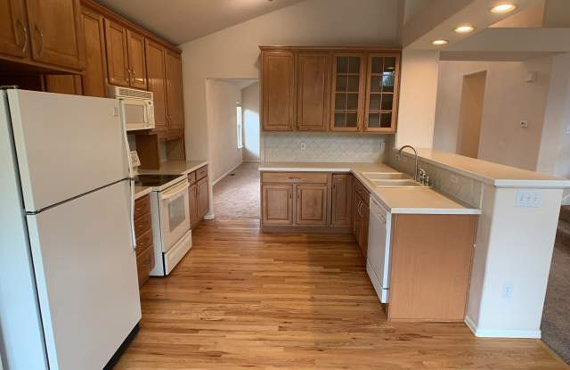 452 Fox Run Cir Gallery 4