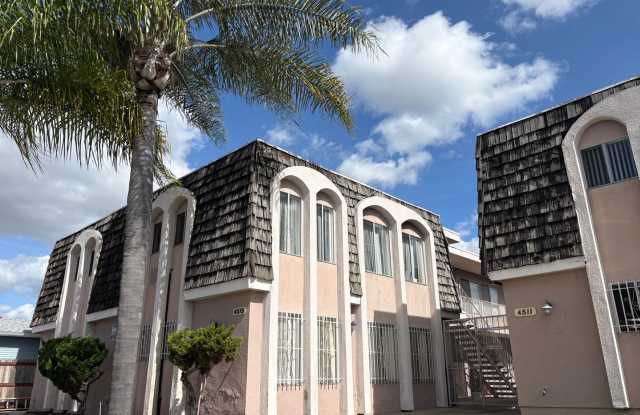 4511-4515 35th Street photos photos