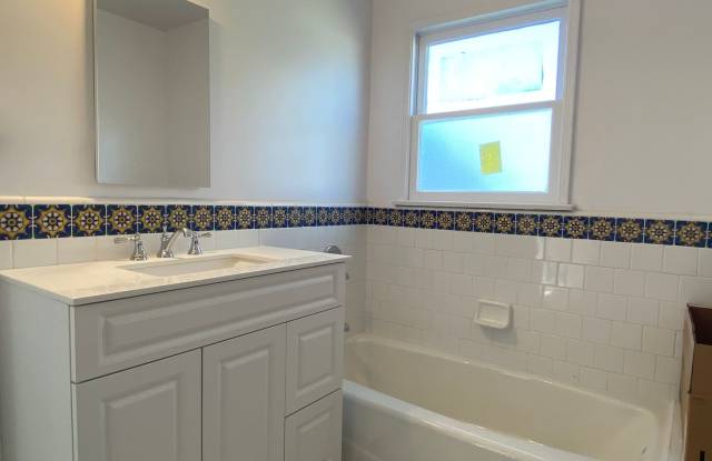 UPCOMING FULLY REMODELED AND UPDATED 3BD/1BA HOUSE WITH DETACHED GARAGE AND SPACIOUS PRIVATE BACKYARD. Gallery 2