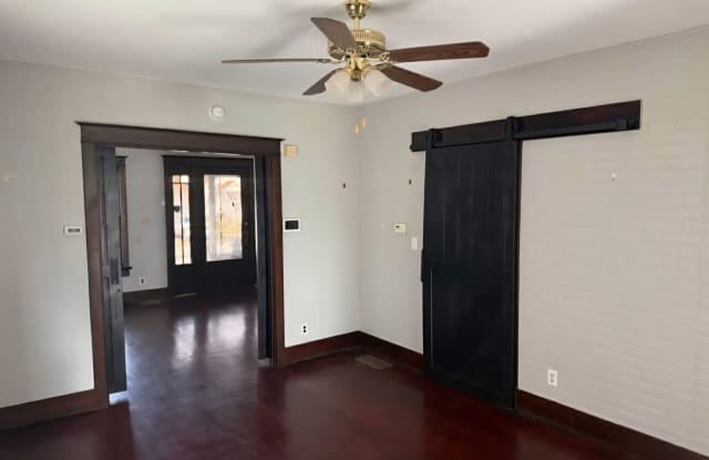 3 bedroom, 2 bathroom Renovated House photos photos