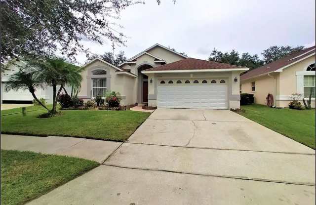 Beautiful 4-Bedroom Orlando Home with Open Layout, Fenced Yard & Prime Location Near Major Highways! photos photos
