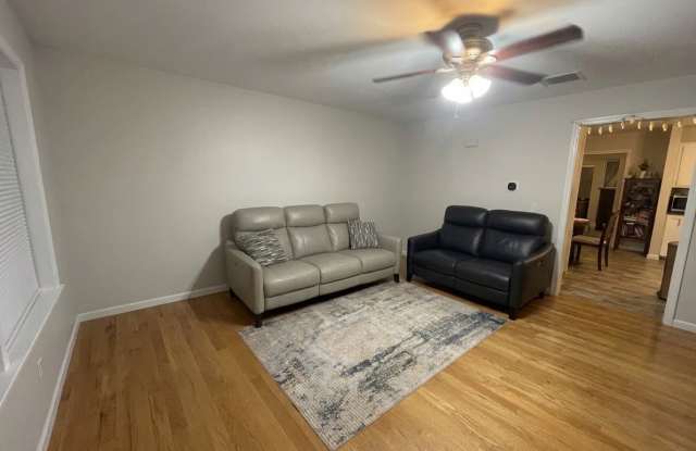 37 Glen Avenue Gallery 3