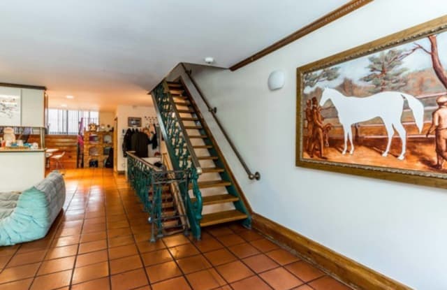 290 8th Avenue - 290 8th Ave, New York City, NY 10001