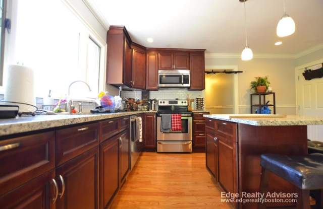 33 Bigelow St. photos photos