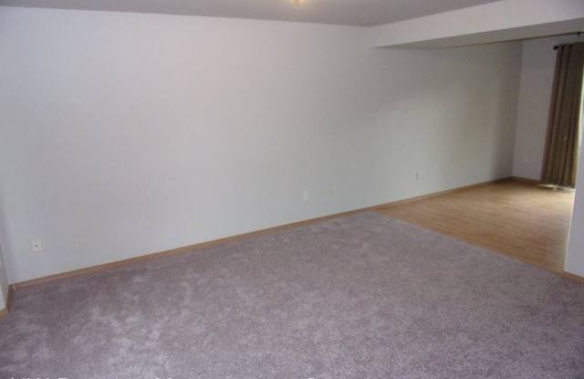 4719 60th Avenue NE Gallery 2