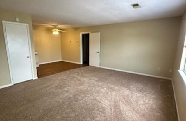 105-H Country Club Drive - 105 Country Club Drive, Americus, GA 31709