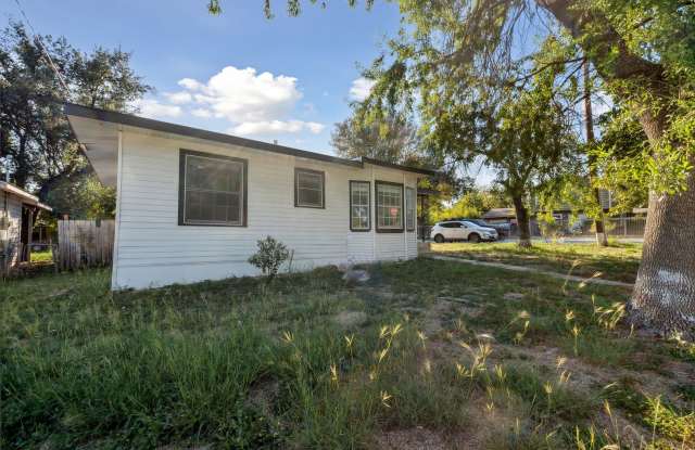 843 ZACHRY DR Gallery 3