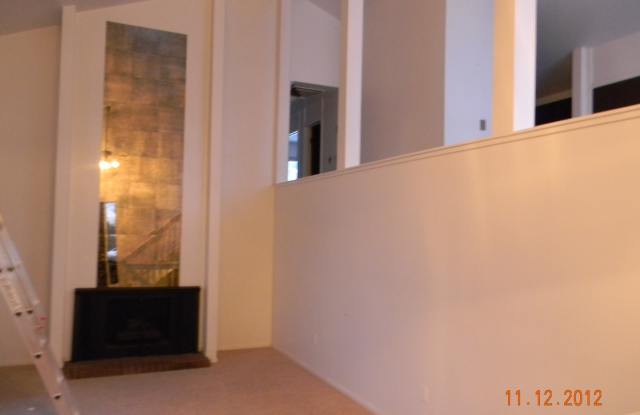 Great 4 Bedroom Condo in South Ogden for Rent - 1885 East 5725 South, South Ogden, UT 84403