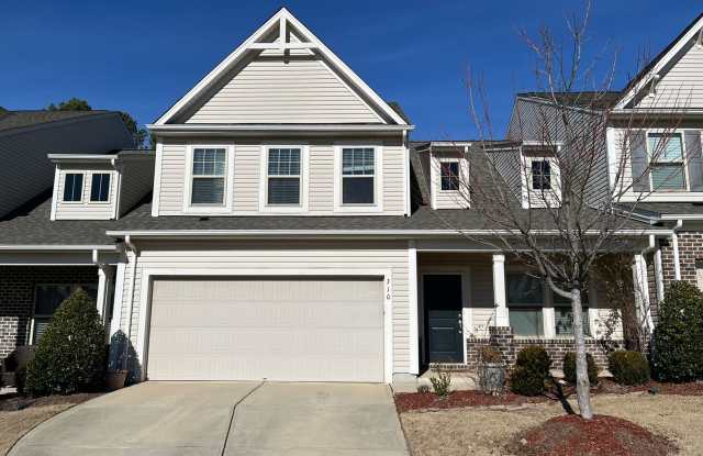 Spacious 3BD, 3.5Bath, 2700+ SF Townhome Minutes from RTP photos photos