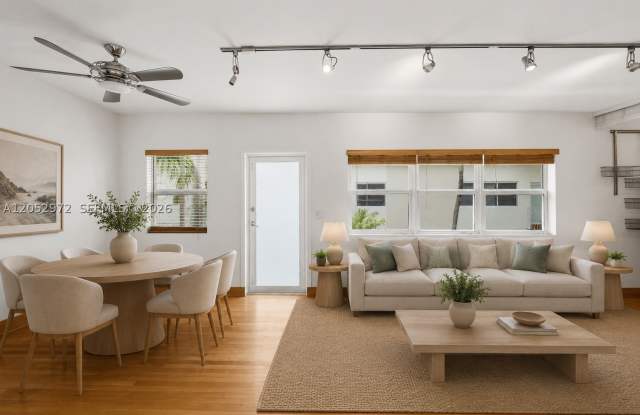 1100 Venetian Way Gallery 3