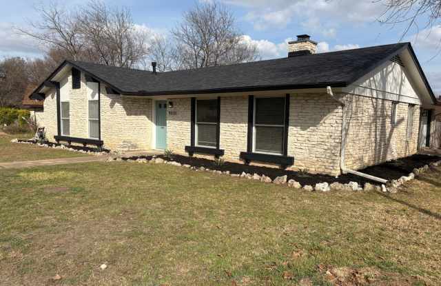 Great North Austin Home - 9001 West Pointer Lane, Austin, TX 78758