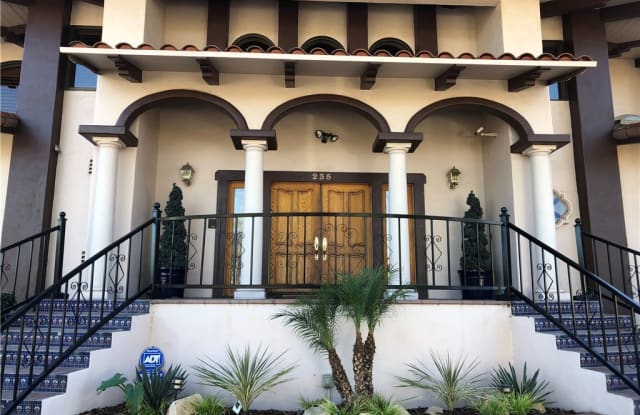 235 N Dianthus N - 235 North Dianthus Street, Manhattan Beach, CA 90266