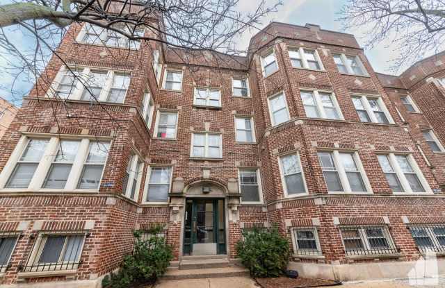 7505 North Greenview Avenue photos photos