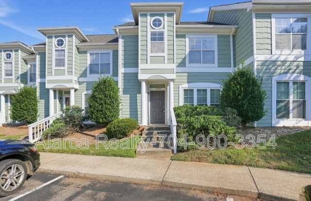 17460 Tuscany Ln Gallery 2