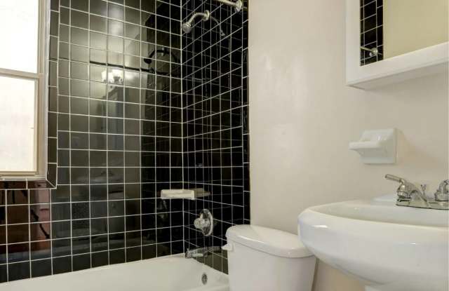 Park Terrace Apartments Gallery 4
