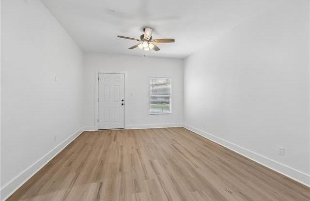 2900 N MONTEREY Court Gallery 2