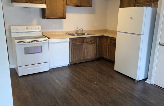 Perry - 303 8th Street, Perry, IA 50220