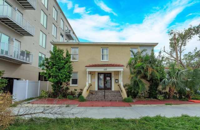 660 3RD AVENUE S - 660 3rd Avenue South, St. Petersburg, FL 33701